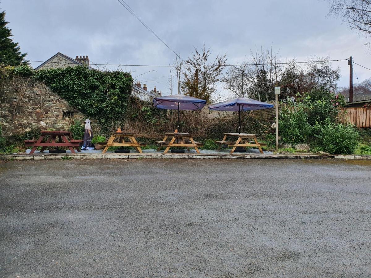 Earl Of Chatham Lostwithiel Exterior photo