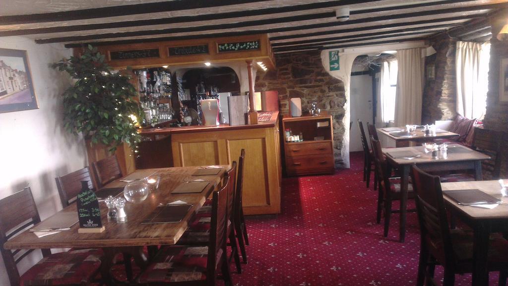 Earl Of Chatham Lostwithiel Exterior photo